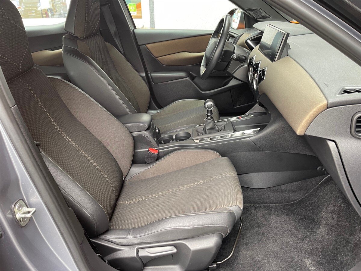 DS Automobiles DS3 Crossback Hatchback 1,5 l 94 kw