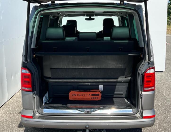 Volkswagen Multivan 14