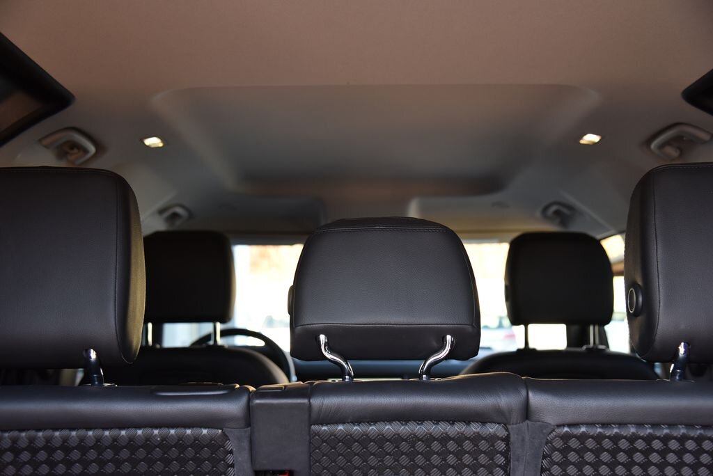 Land Rover Defender SUV 3,0 l 183 kw