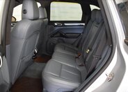 Porsche Cayenne SUV / Terénní 4,8 l 405 kw