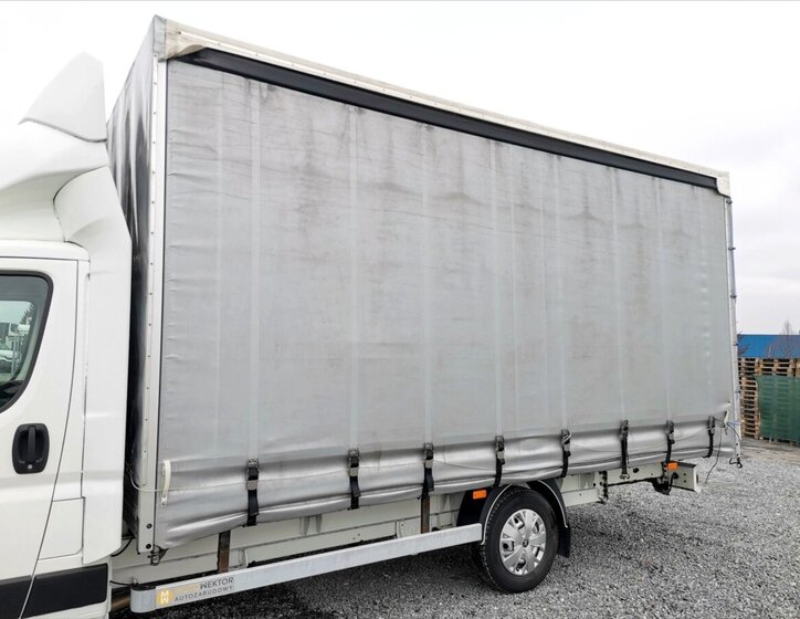 Peugeot Boxer Valník 2,0 l 120 kw