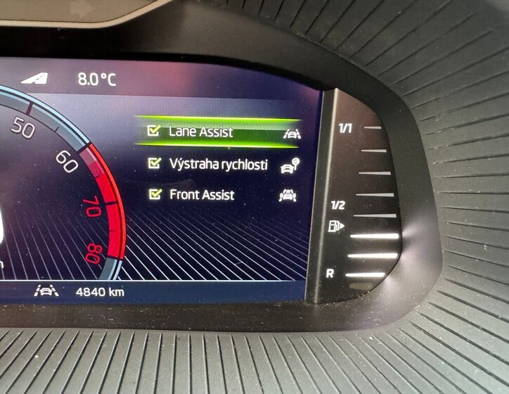 Škoda Kamiq SUV 999,0 85 kw