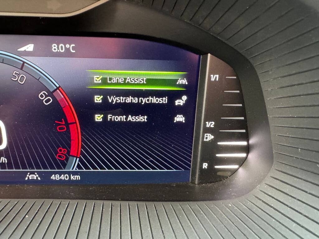 Škoda Kamiq SUV 999,0 85 kw