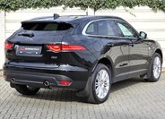 Jaguar F-Pace SUV / Terénní 3,0 l 221 kw