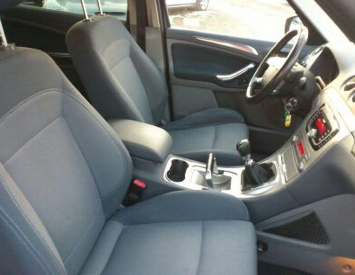 Ford S-MAX MPV 1,8 l 92 kw