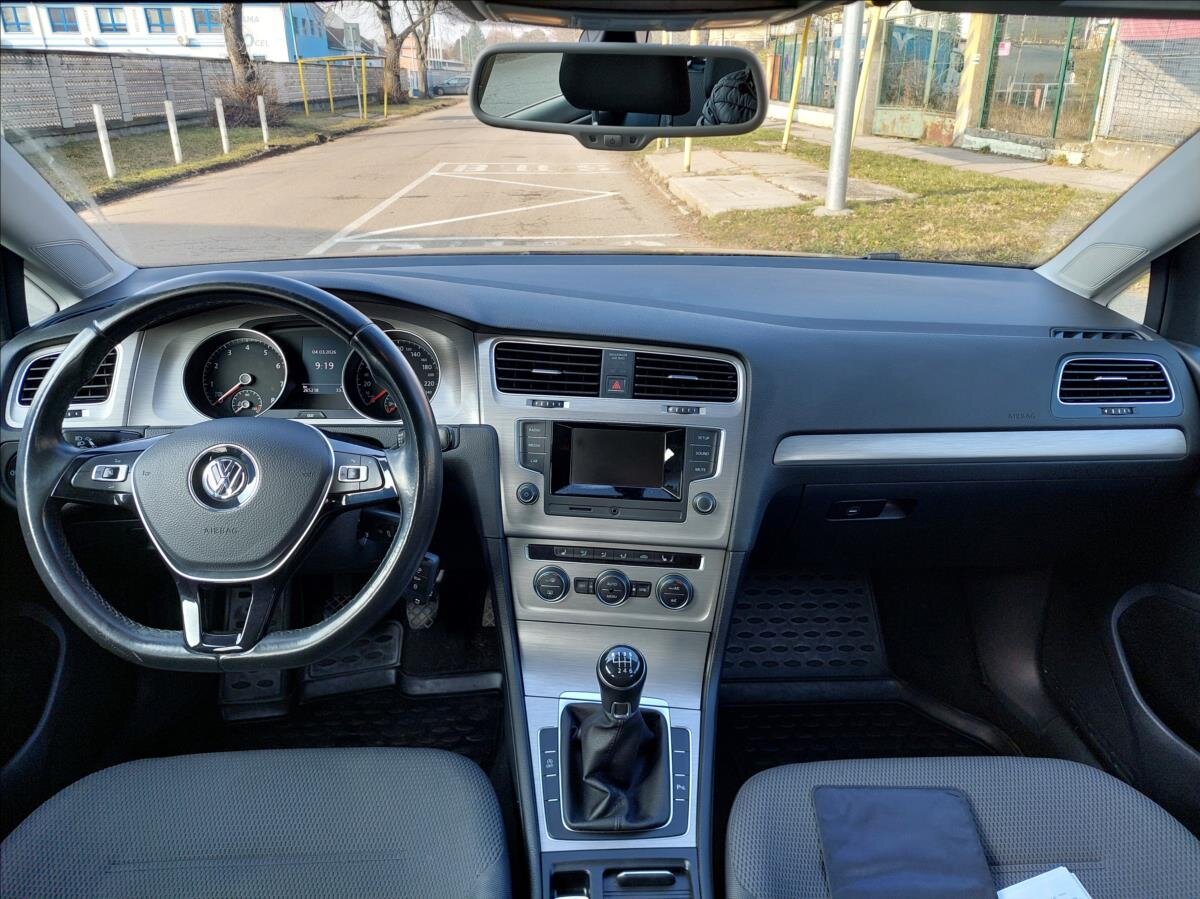 Volkswagen Golf Hatchback 1,2 l 81 kw