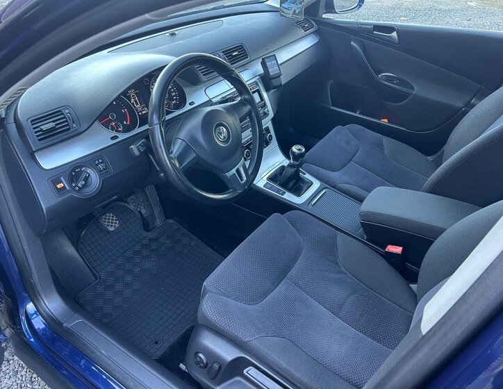 Volkswagen Passat Kombi 2,0 l 81 kw