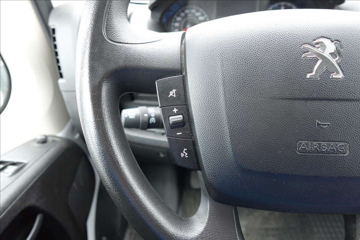 Peugeot Boxer Ostatní 2,2 l 121 kw