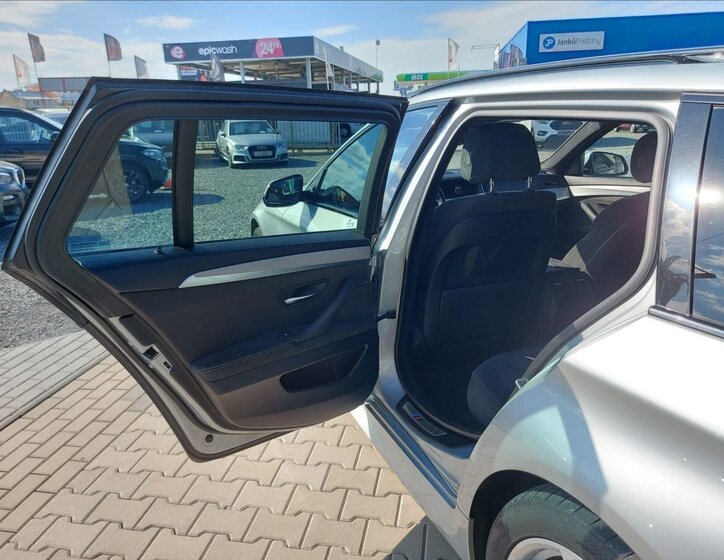 BMW Řada 5 13