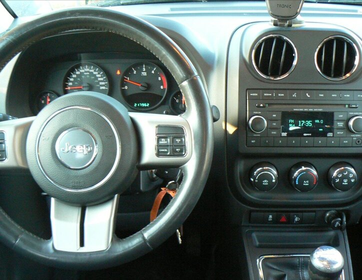 Jeep Compass SUV / Terénní 2,1 l 100 kw