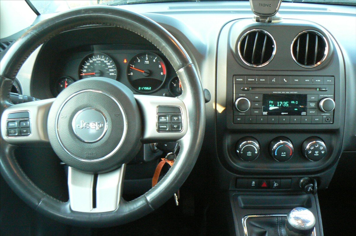 Jeep Compass SUV / Terénní 2,1 l 100 kw