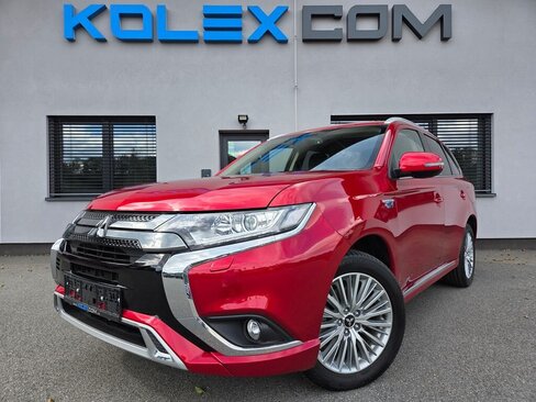 Mitsubishi Outlander SUV / Terénní 2,4 l 165 kw
