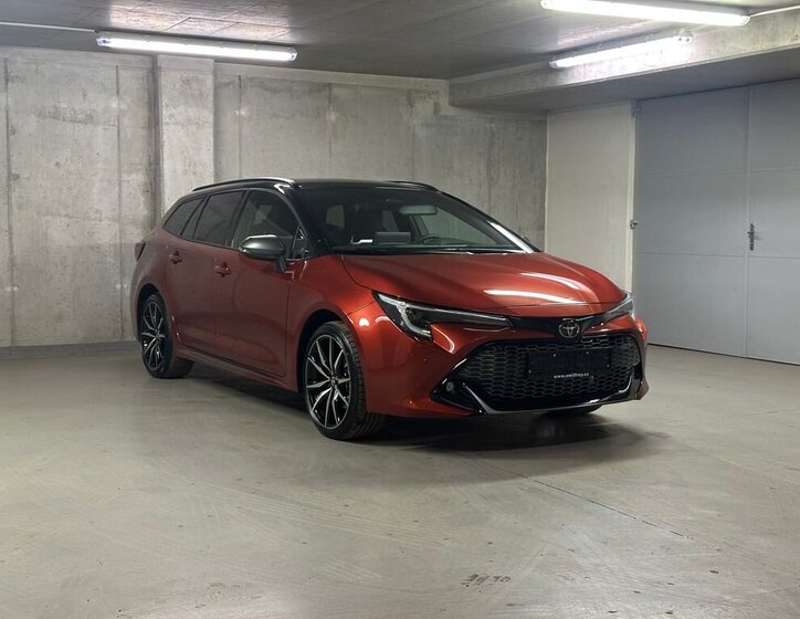 Toyota Corolla Kombi 2,0 l 144 kw