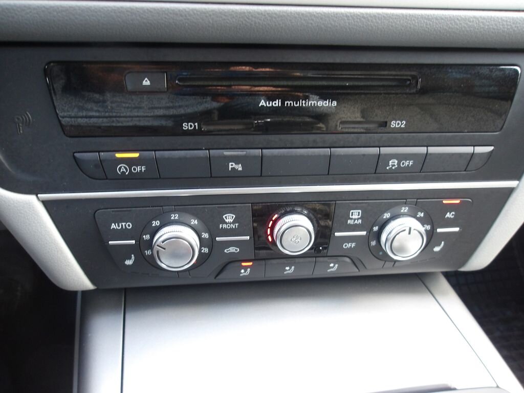 Audi A6 Sedan / Limuzína 3,0 l 150 kw