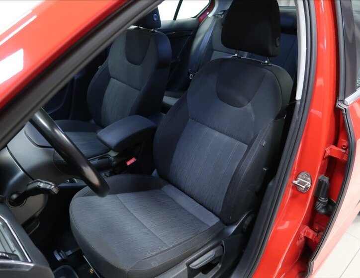 Škoda Octavia Liftback 1,6 l 85 kw