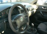 Škoda Superb Sedan 1,9 l 74 kw