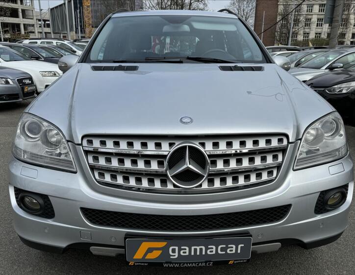 Mercedes-Benz Třídy M 1