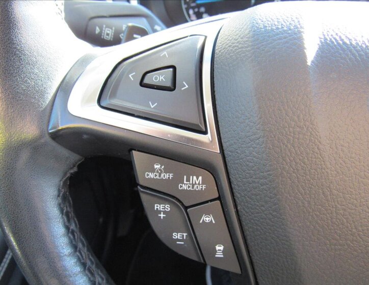 Ford Edge SUV 2,0 l 175 kw