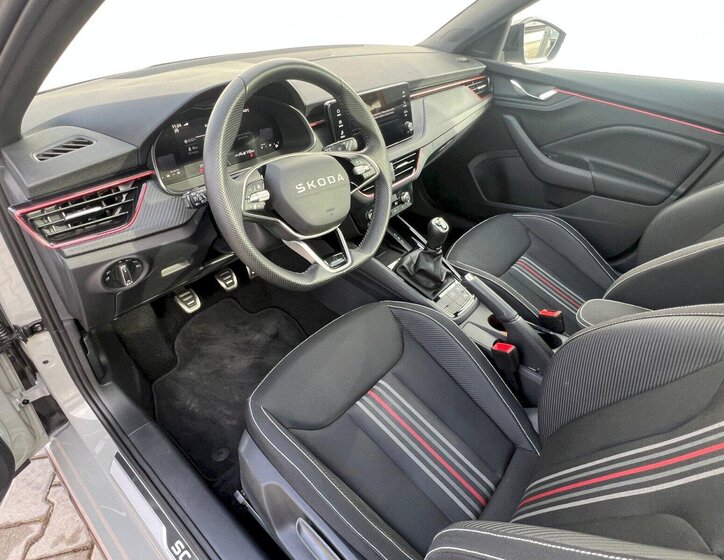 Škoda Scala Hatchback 1,0 l 85 kw