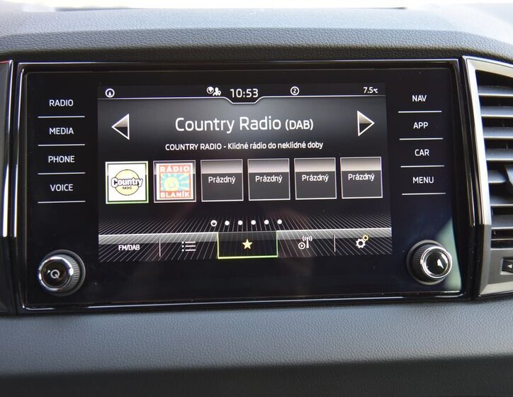 Škoda Karoq SUV 1,5 l 110 kw