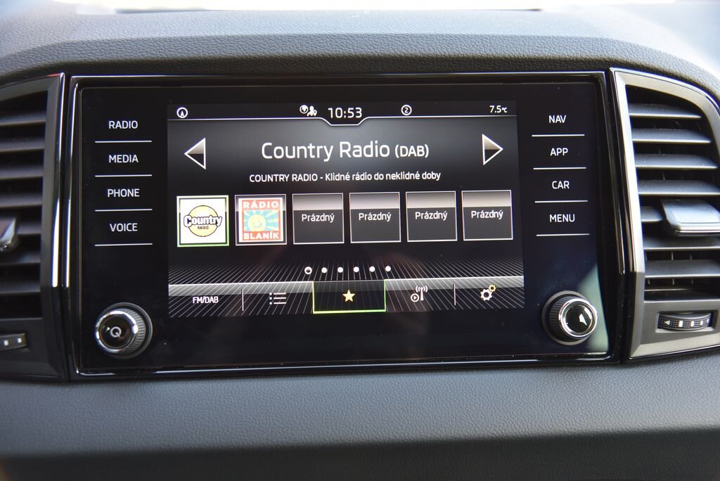 Škoda Karoq SUV 1,5 l 110 kw