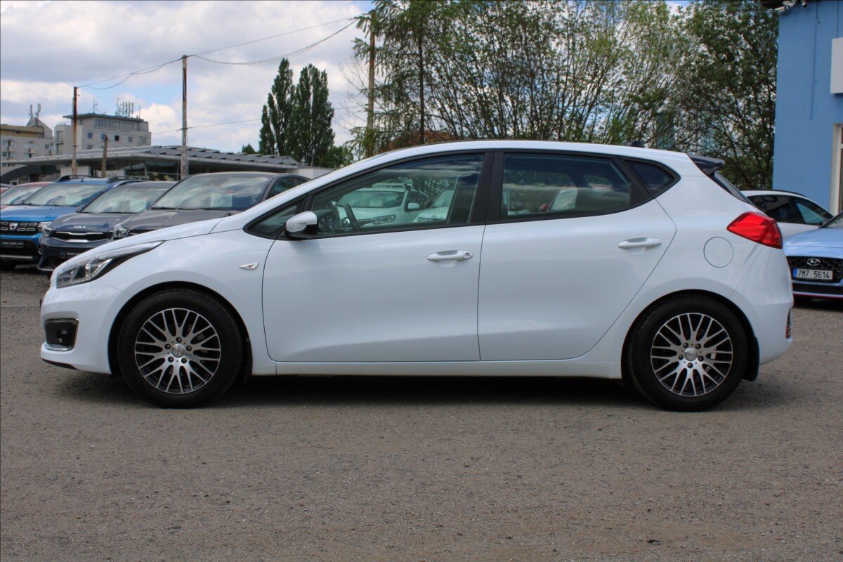 KIA Ceed Hatchback 1,4 l 73 kw
