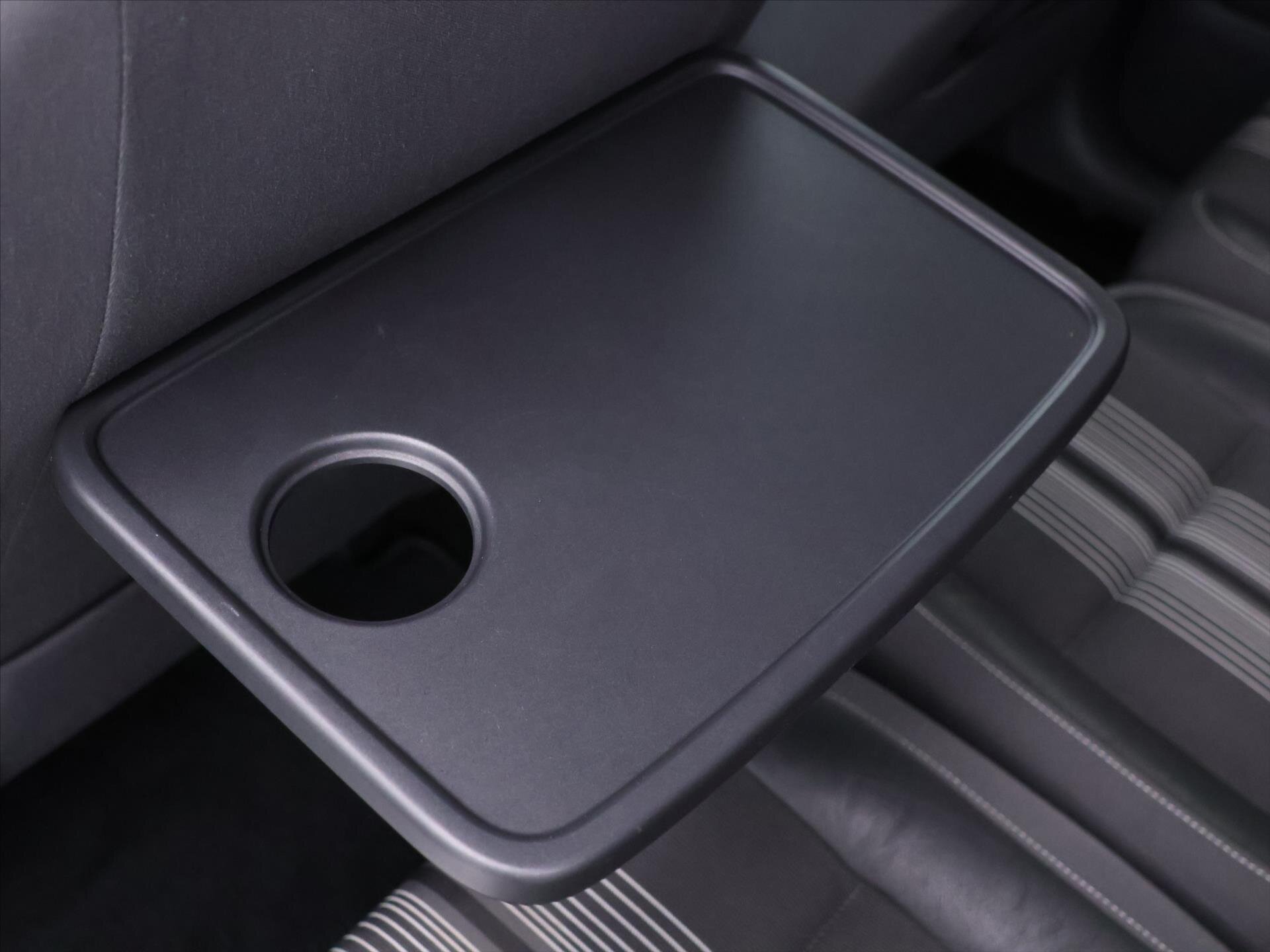 Volkswagen Touran MPV 1,6 l 77 kw