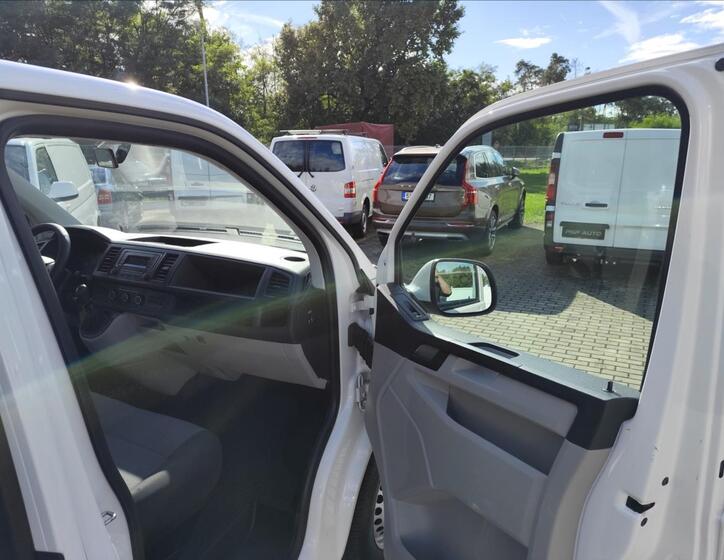 Volkswagen Transporter 27