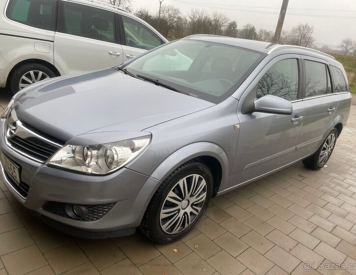 Opel Astra 1