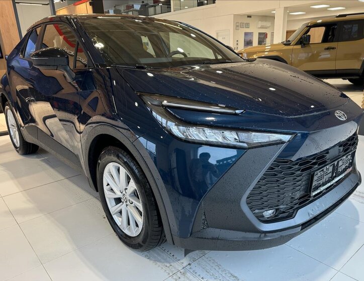 Toyota C-HR 1