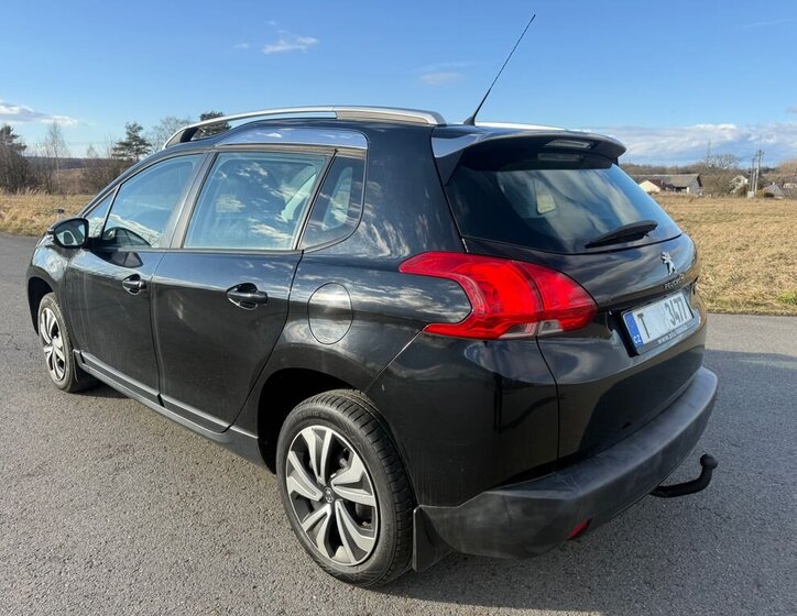 Peugeot 2008 Kombi 1,2 l 60 kw