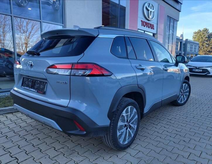 Toyota Corolla Cross 3