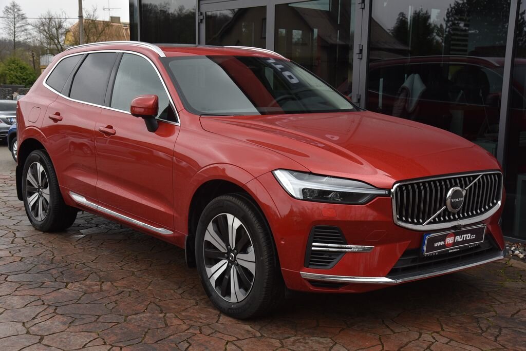 Volvo XC60 SUV / Terénní 2,0 l 186 kw