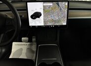 Tesla Model Y SUV 0,0 393 kw