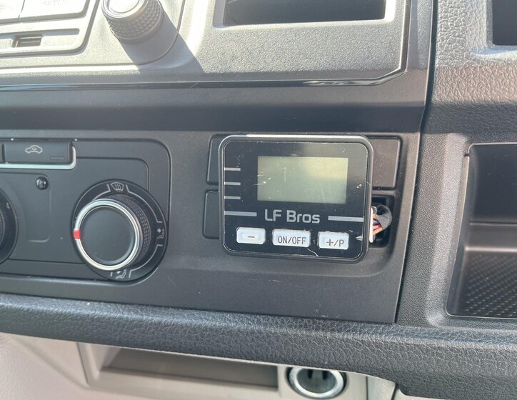 Volkswagen Transporter Kombi 2,0 l 110 kw