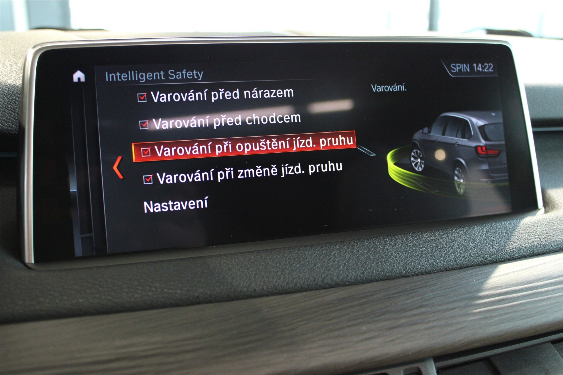 BMW X5 SUV / Terénní 3,0 l 230 kw