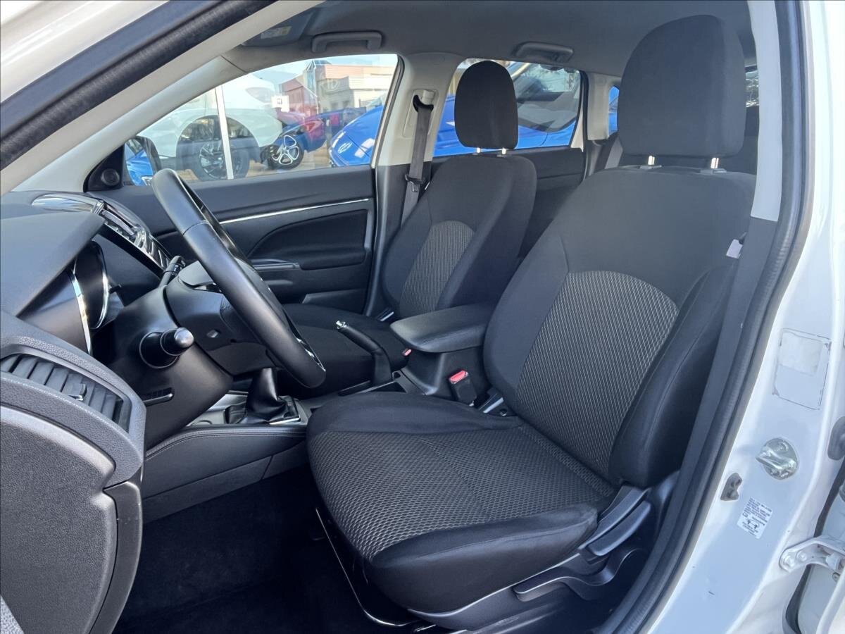 Mitsubishi ASX SUV / Terénní 1,6 l 86 kw
