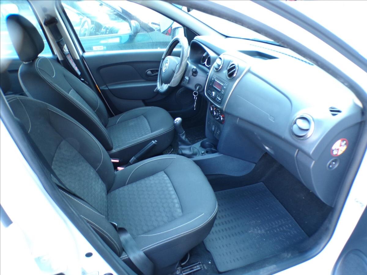 Dacia Sandero Hatchback 1,1 l 54 kw