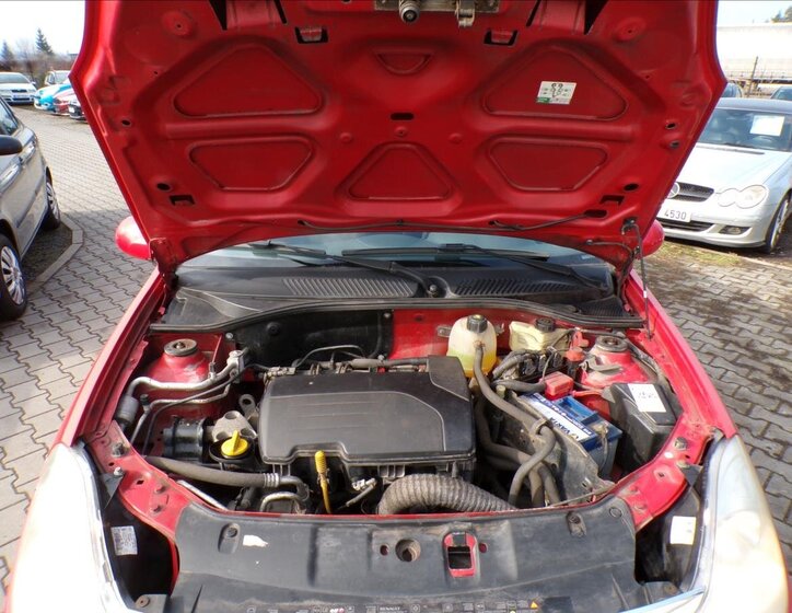 Renault Thalia Sedan 1,1 l 55 kw