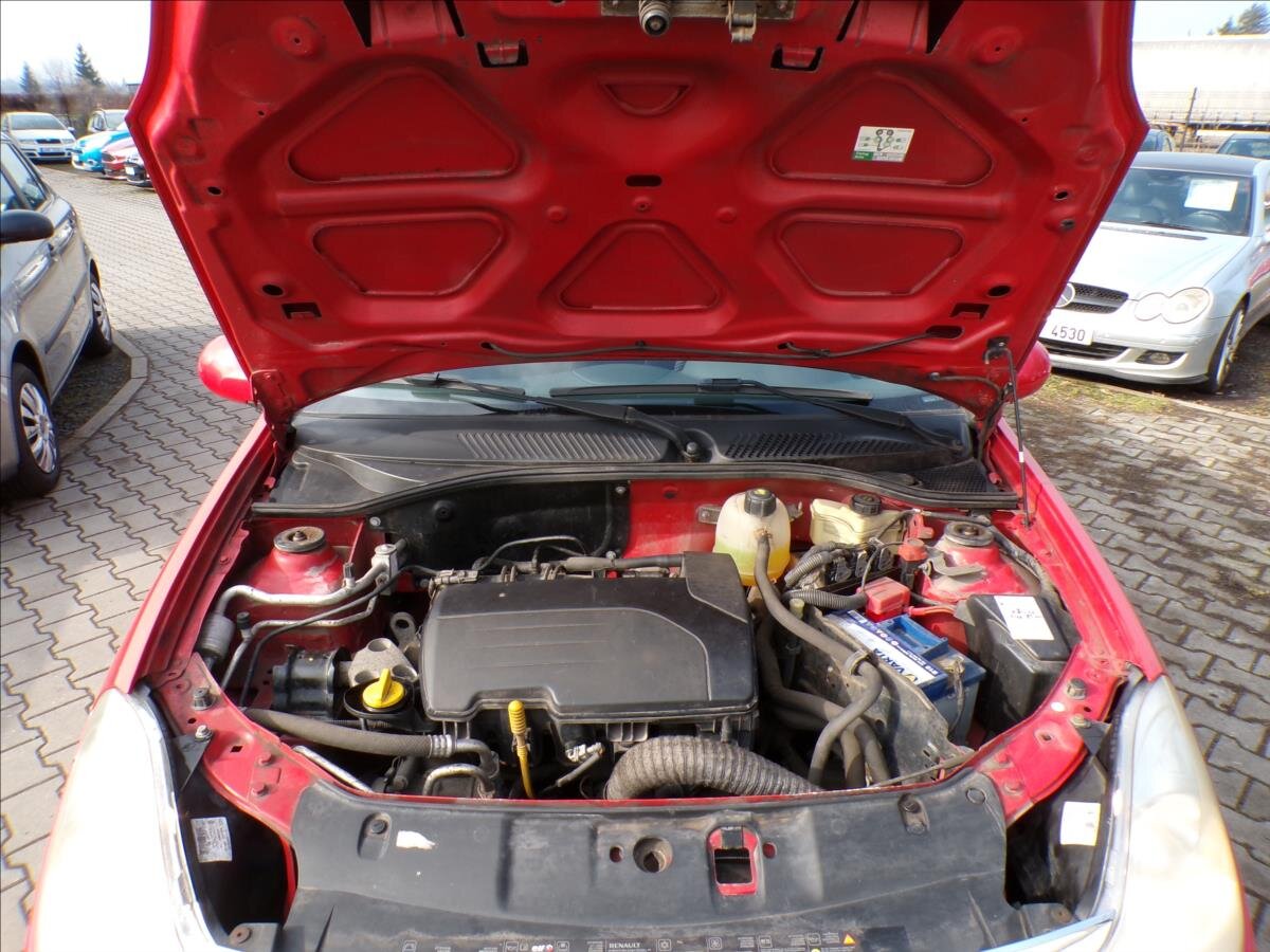 Renault Thalia Sedan 1,1 l 55 kw