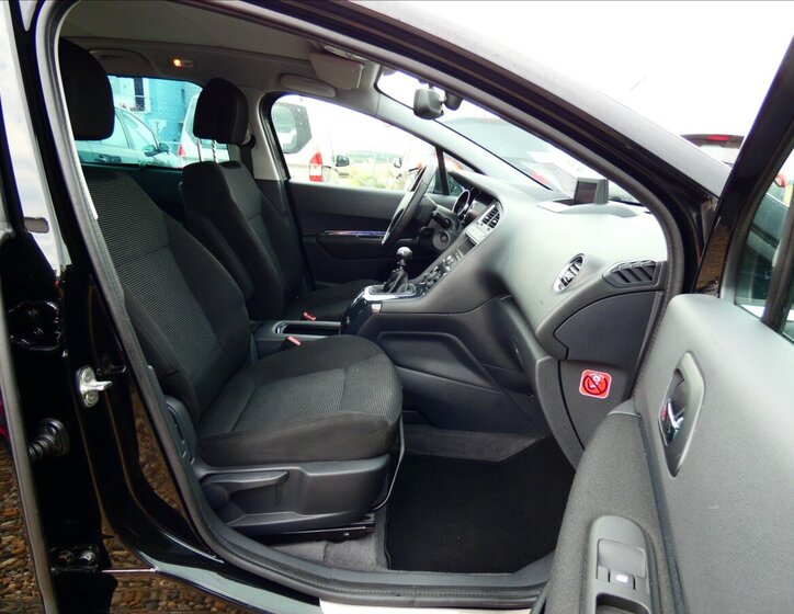 Peugeot 5008 MPV 1,6 l 115 kw