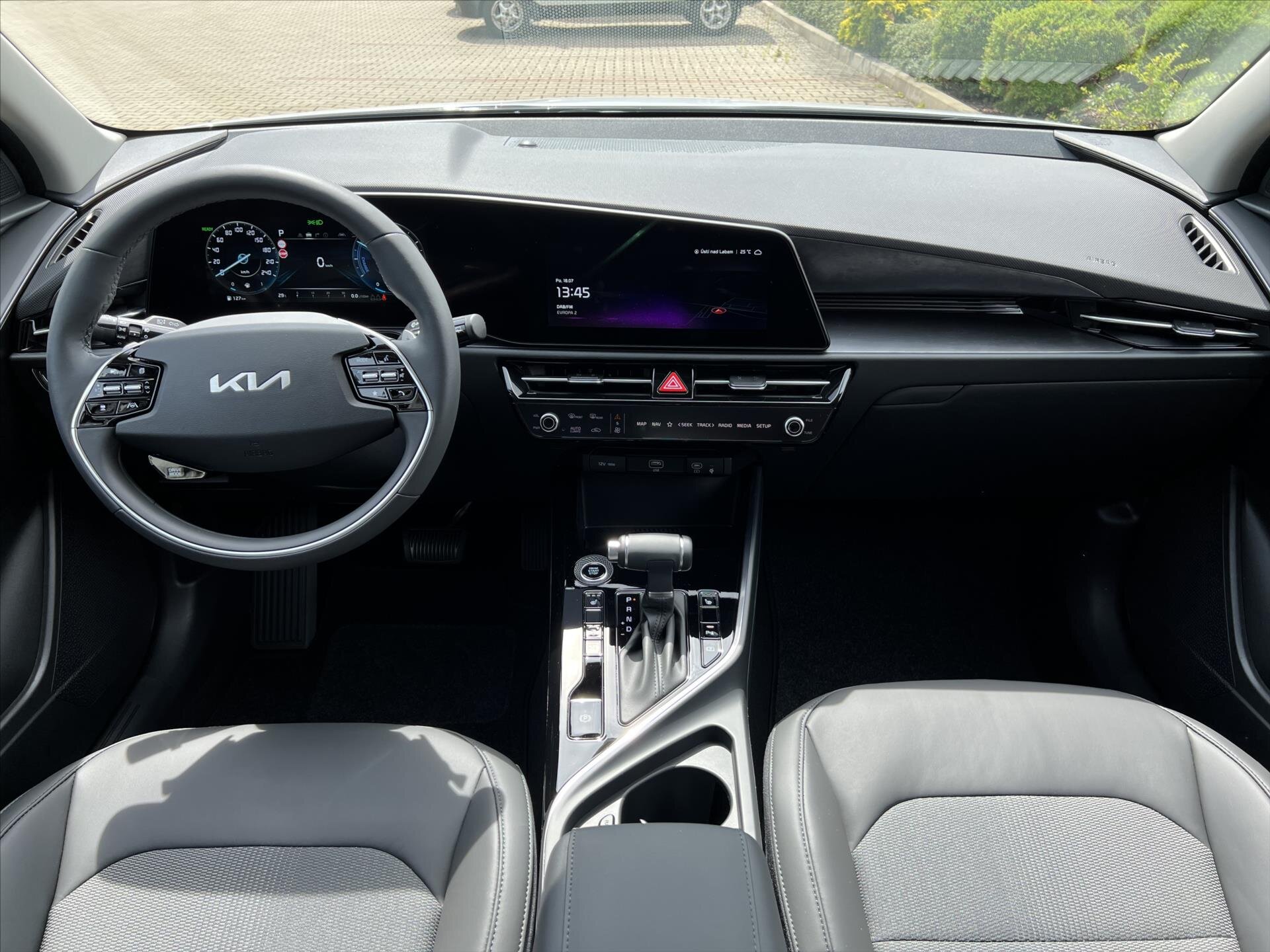 KIA Niro CUV 1,6 l 95 kw