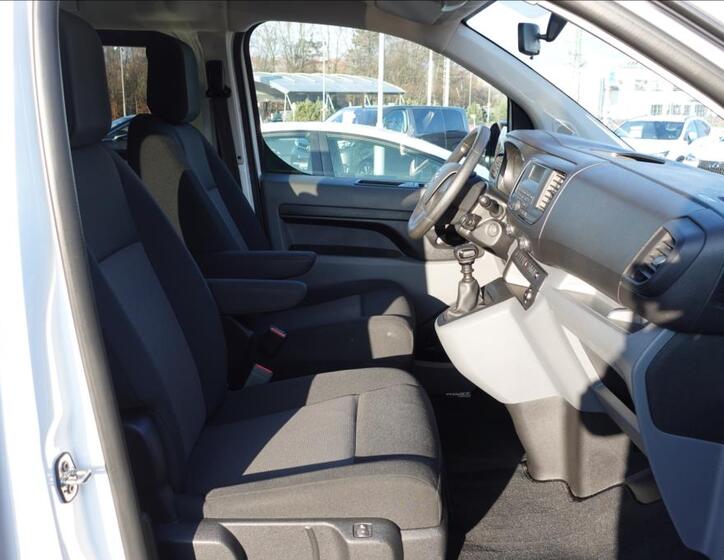 Toyota ProAce Verso 11