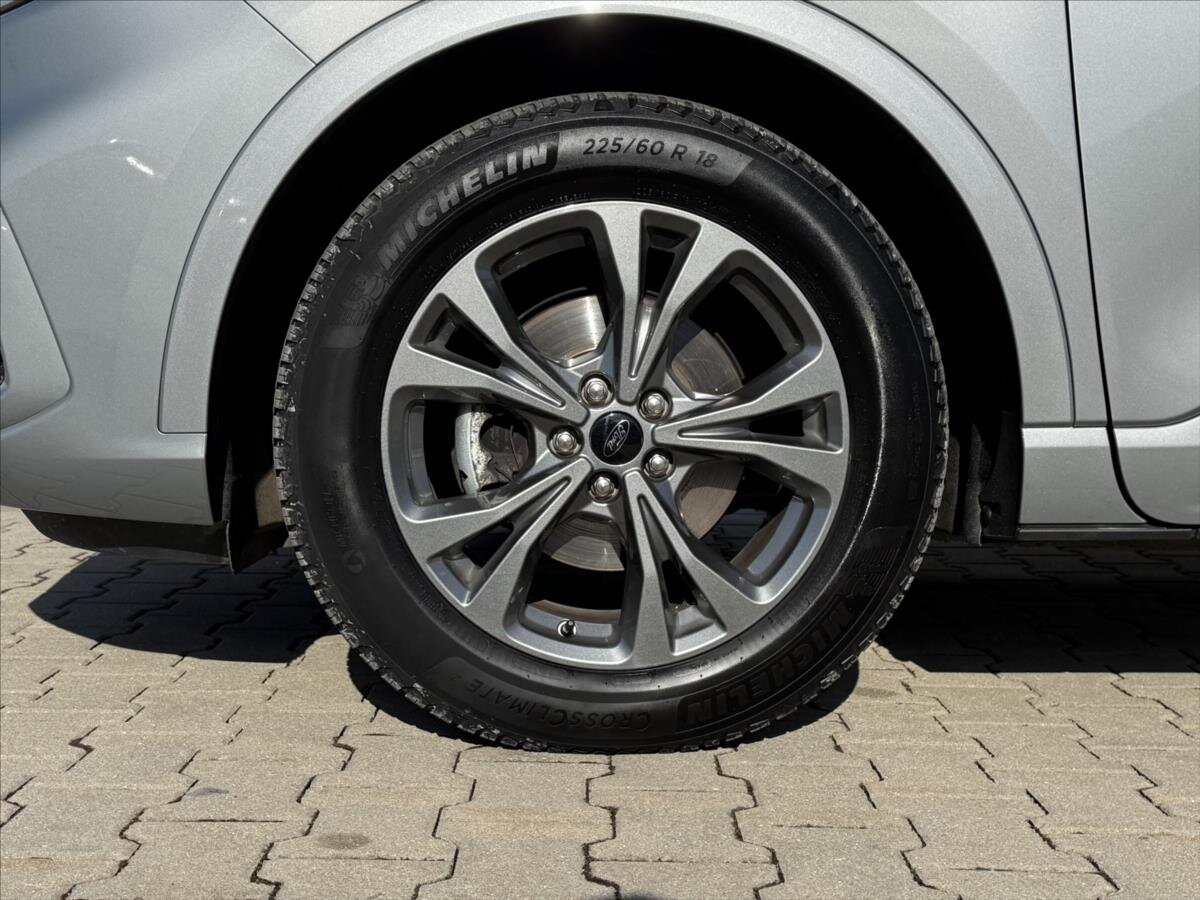 Ford Kuga SUV 2,5 l 140 kw