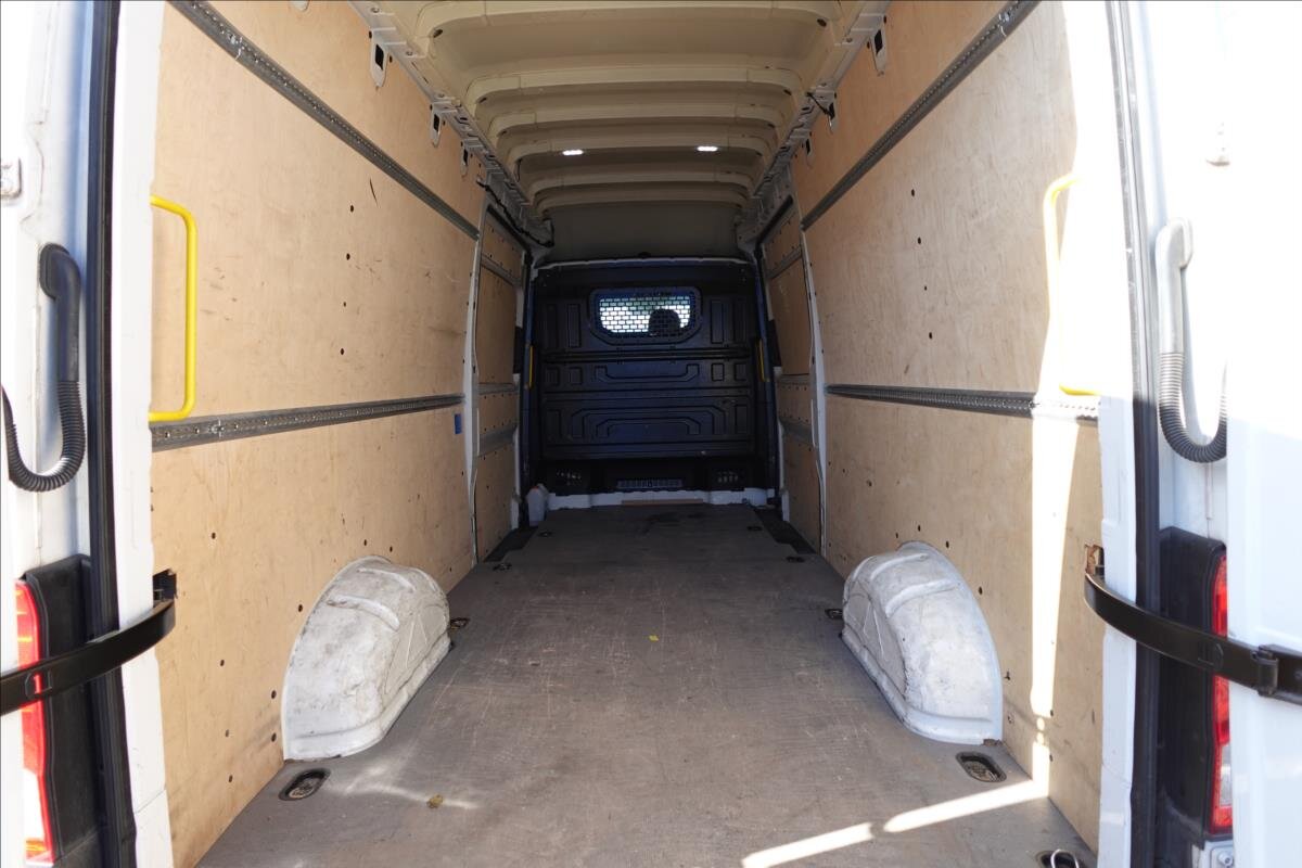 Volkswagen Crafter Ostatní 2,0 l 103 kw