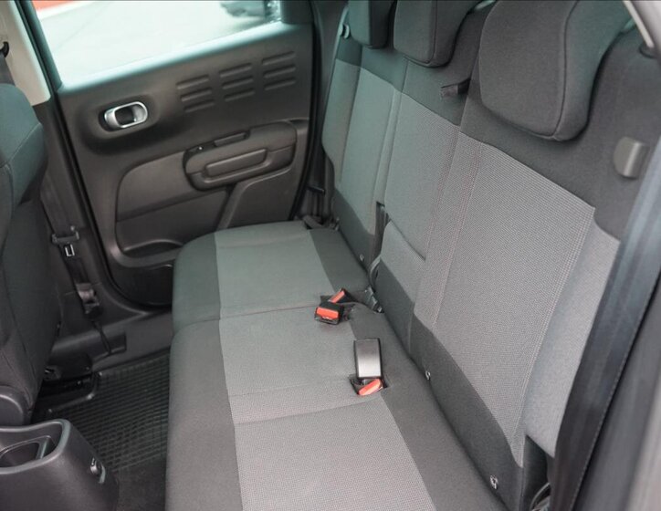 Citroën C3 Aircross SUV / Terénní 1,5 l 88 kw