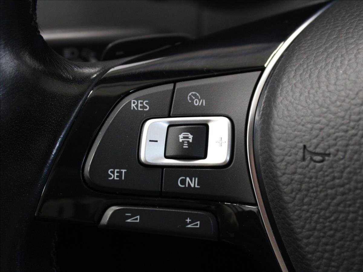 Volkswagen Sharan MPV 2,0 l 110 kw