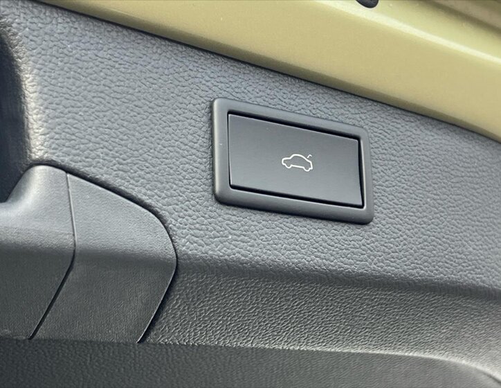 Škoda Superb Kombi 2,0 l 142 kw