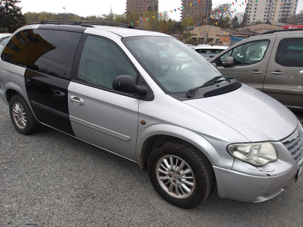 Chrysler Voyager MPV 2,5 l 105 kw