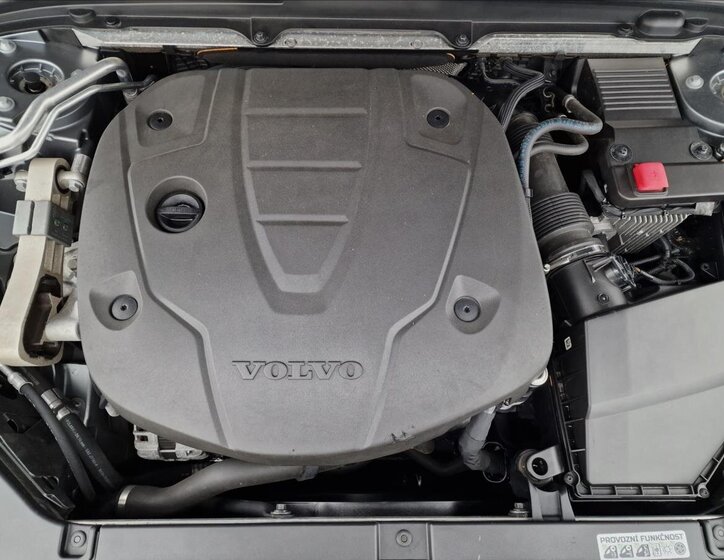 Volvo V90 Kombi 2,0 l 140 kw